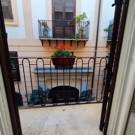 Domus Vetriera Appartement *