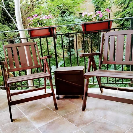 Domus Vetriera Daire Palermo