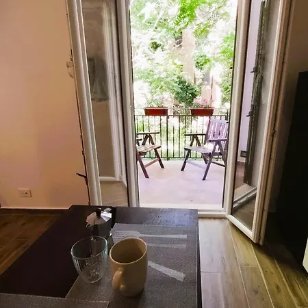 Domus Vetriera * Palermo