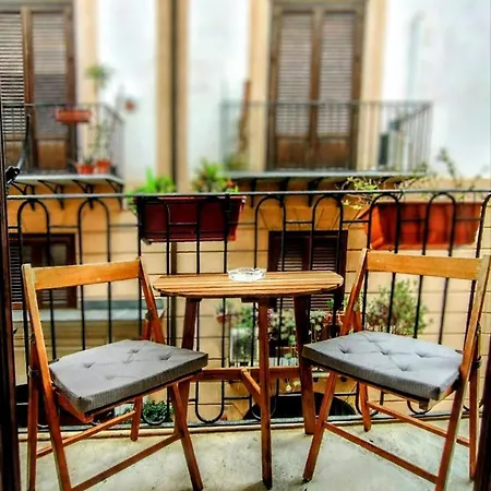 Domus Vetriera Palerme